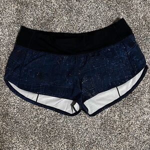 lululemon athletica Women's Navy and Black Printed Running Shorts